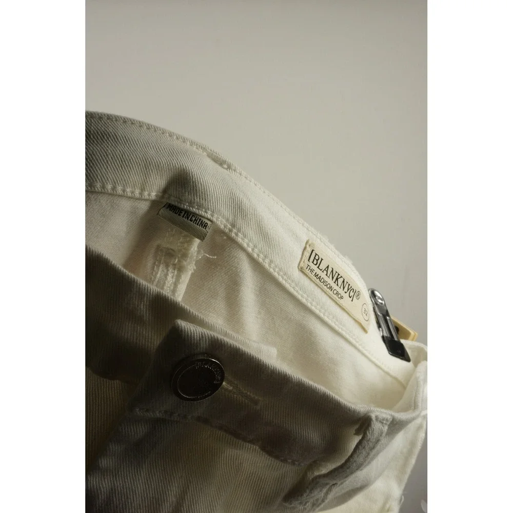 New BLANK NYC Madison Crop Women 32 x 26 White High‎ Rise Raw Edge Ripped Jeans